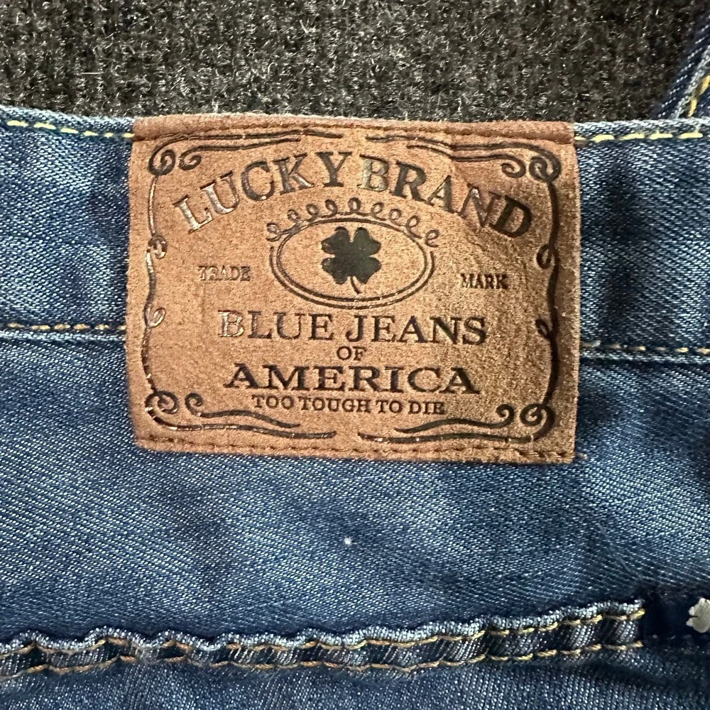 Lucky Brand Jeans Boys 14 (28x29) Blue Denim Classic Straight Stretch School NWT
